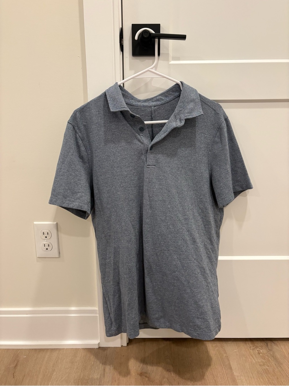 Men’s Lululemon Evolution Short Sleeve Polo Size Small